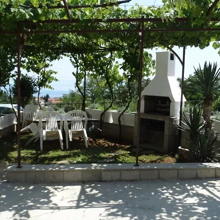 Almar Apartment Jusici